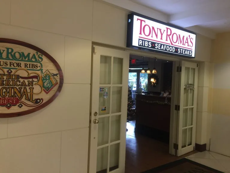 トニーローマ